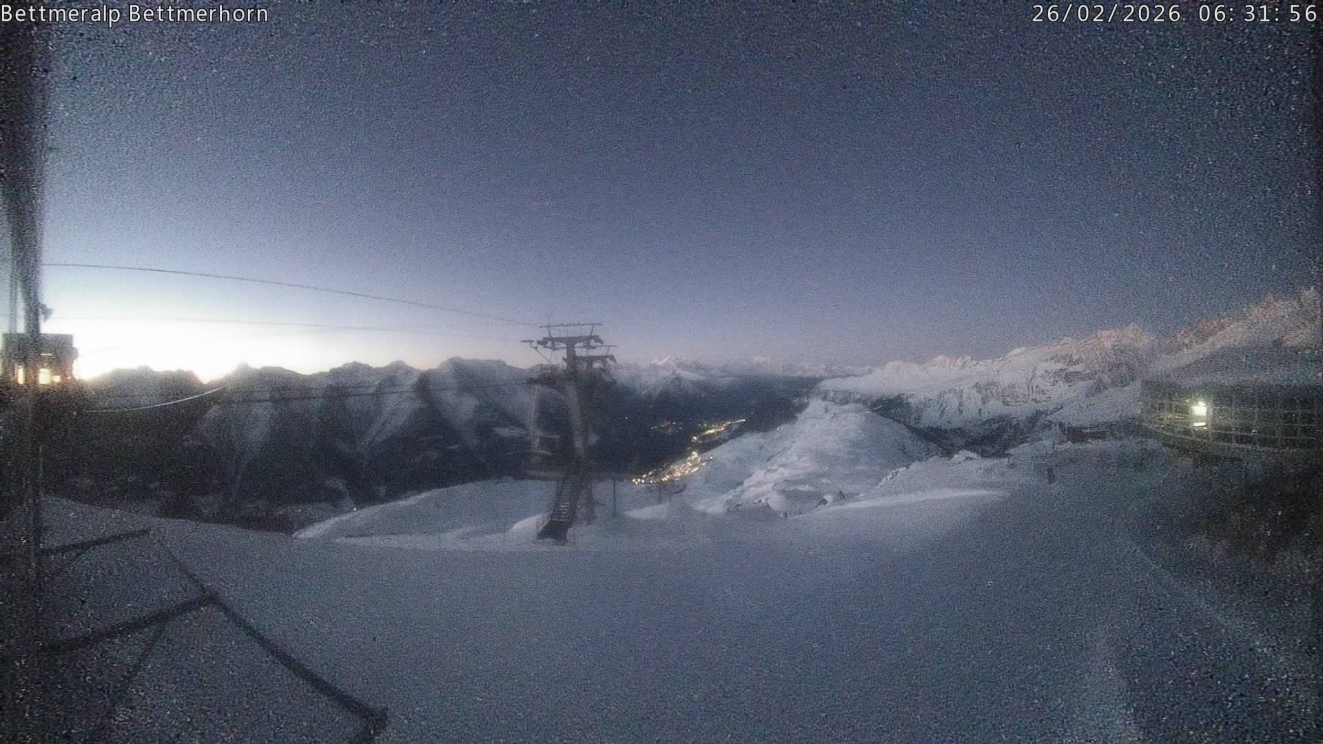 Archived image Webcam Aletsch Arena: Bettmerhorn