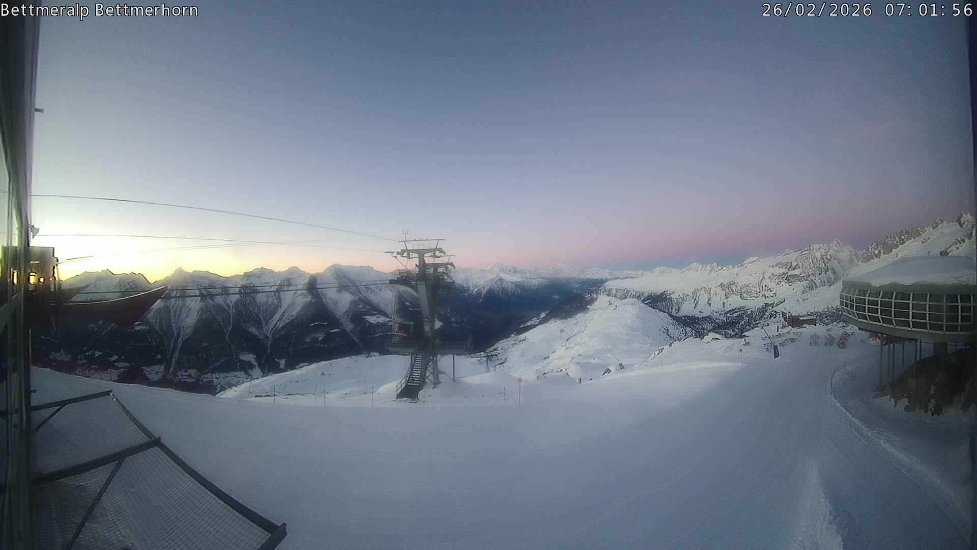 Archived image Webcam Aletsch Arena: Bettmerhorn