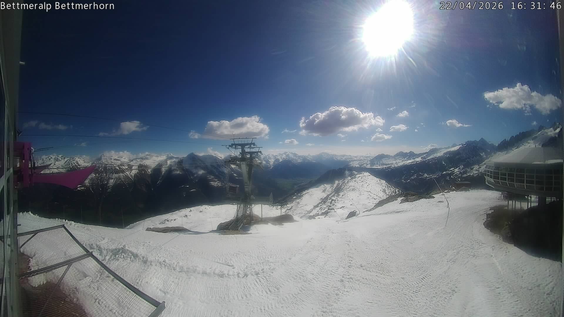 Archived image Webcam Aletsch Arena: Bettmerhorn