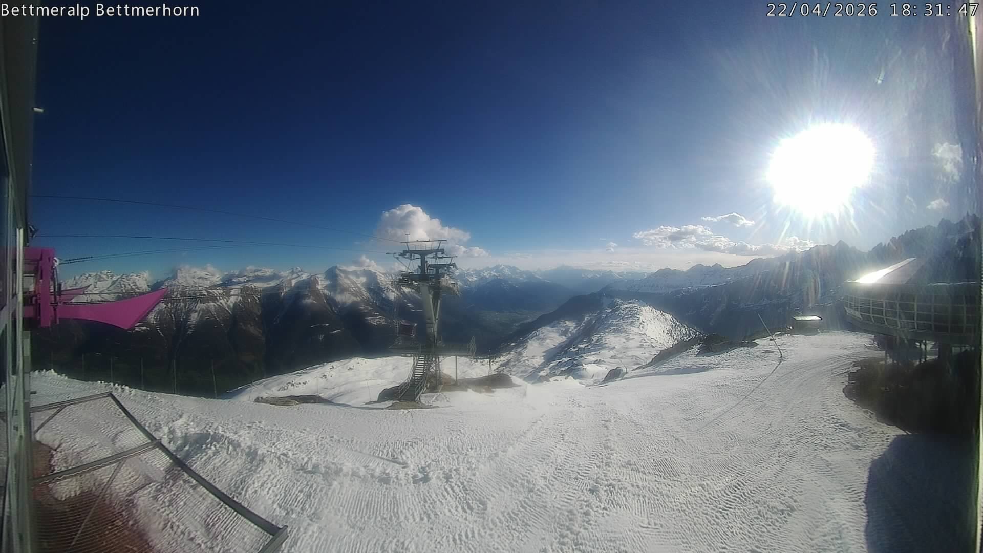 Archived image Webcam Aletsch Arena: Bettmerhorn