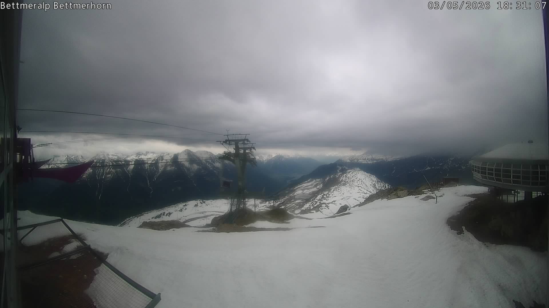 Archived image Webcam Aletsch Arena: Bettmerhorn