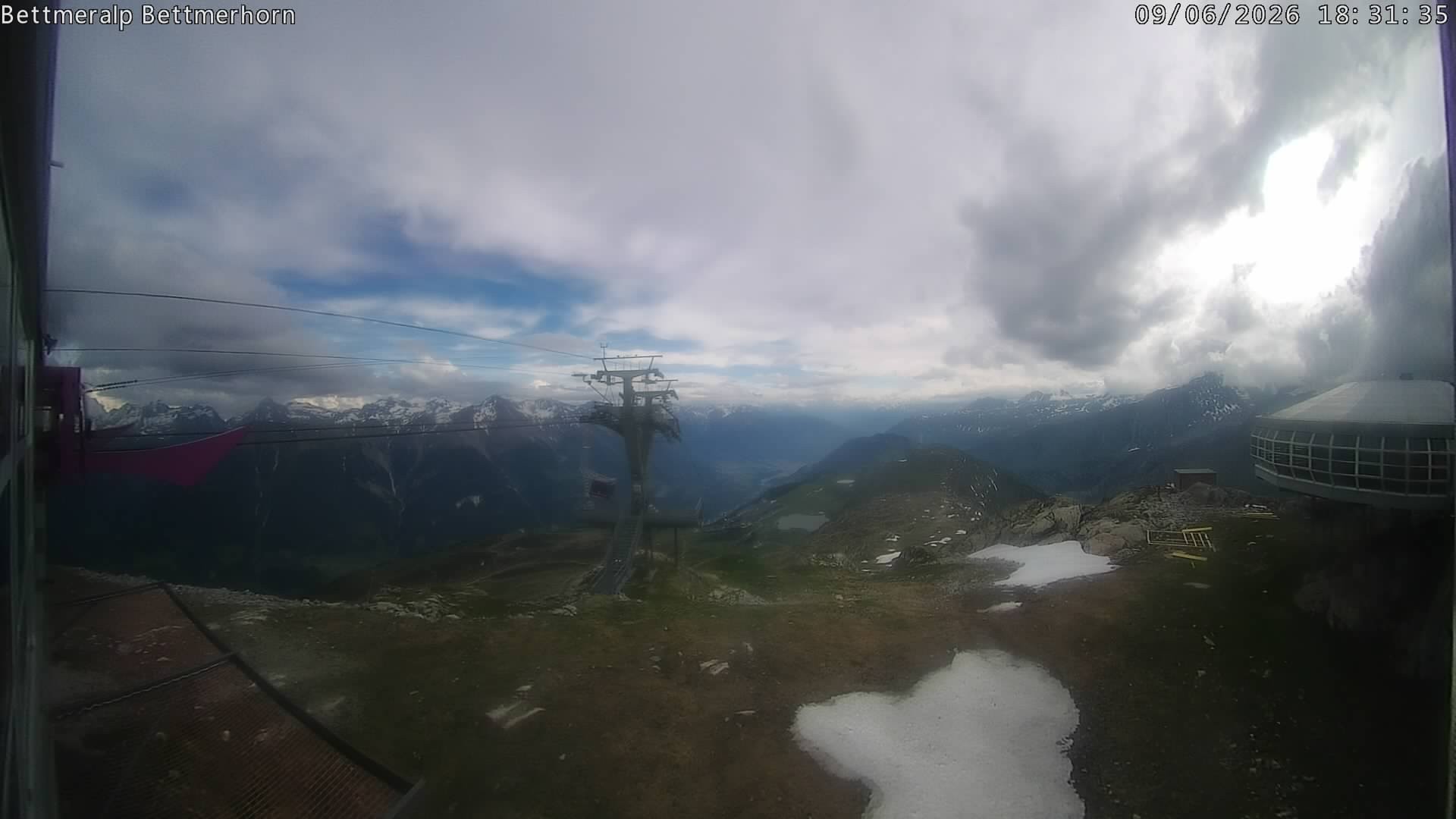 Archived image Webcam Aletsch Arena: Bettmerhorn