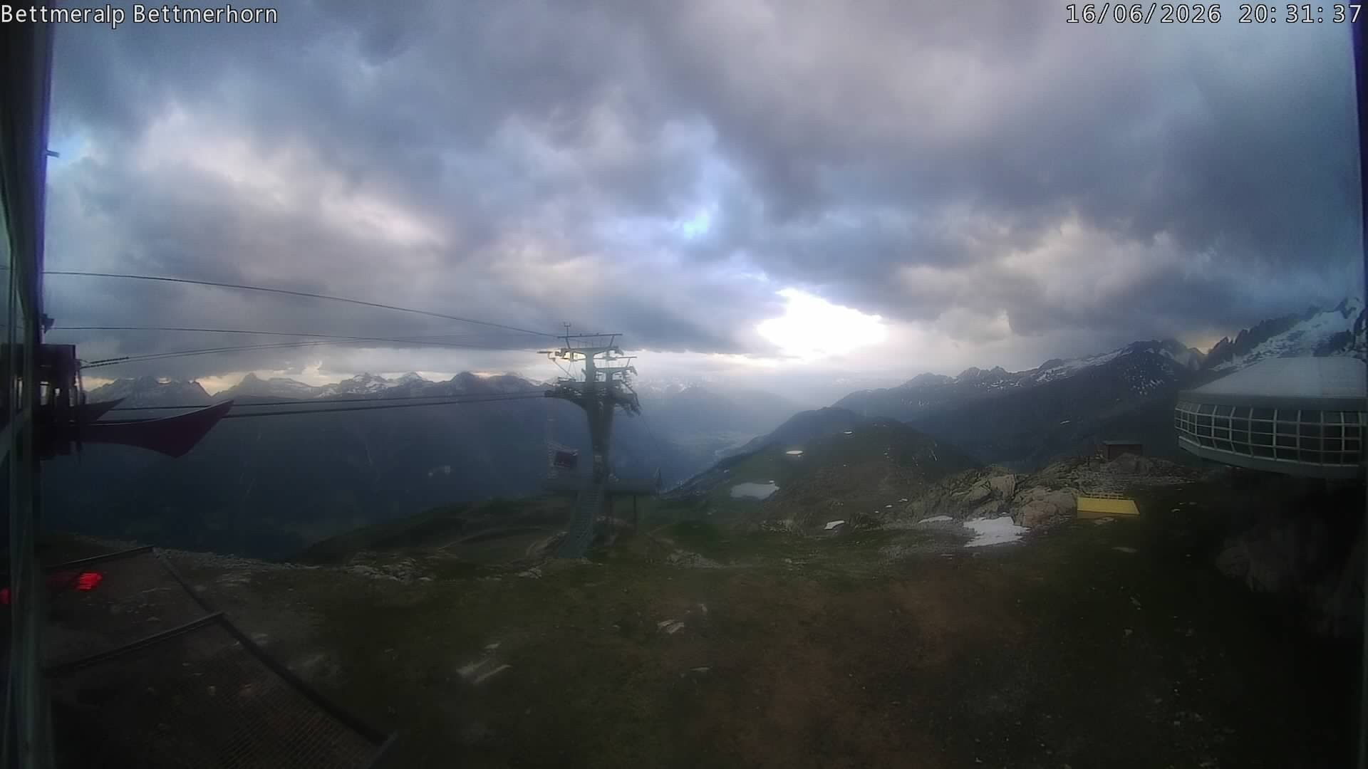 Archived image Webcam Aletsch Arena: Bettmerhorn