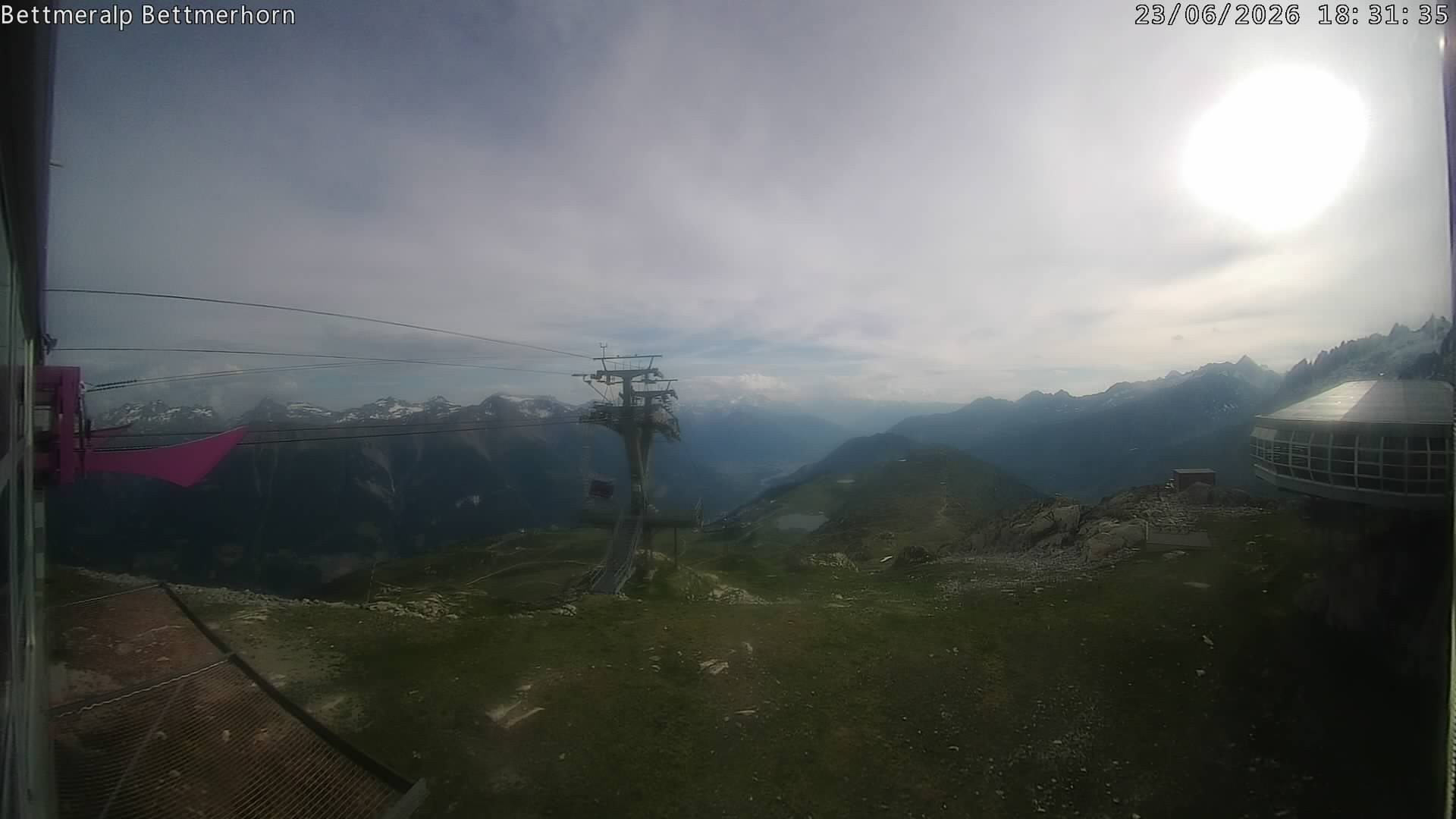 Archived image Webcam Aletsch Arena: Bettmerhorn