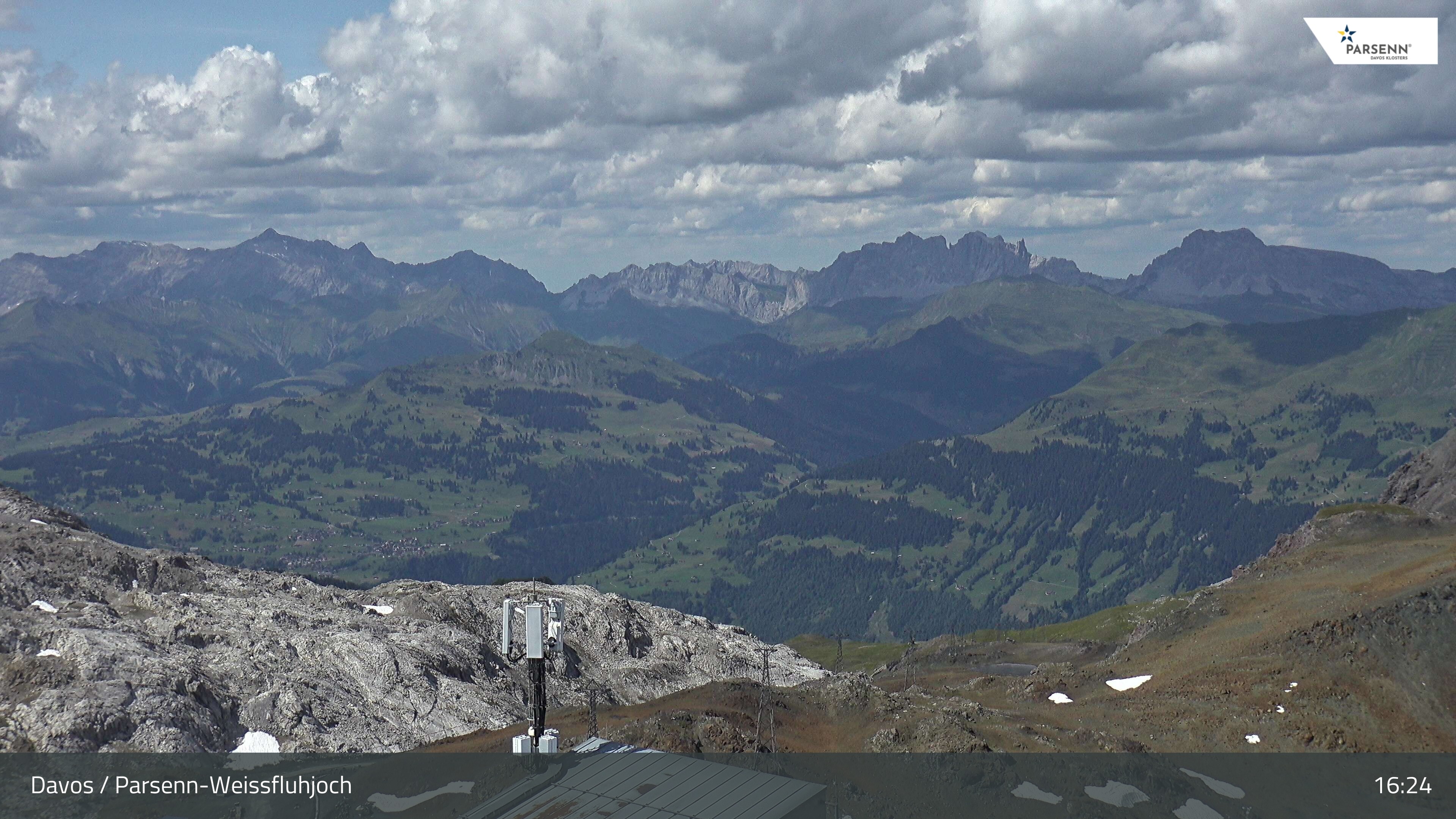 Archived image Webcam Weissfluhjoch, Davos Klosters