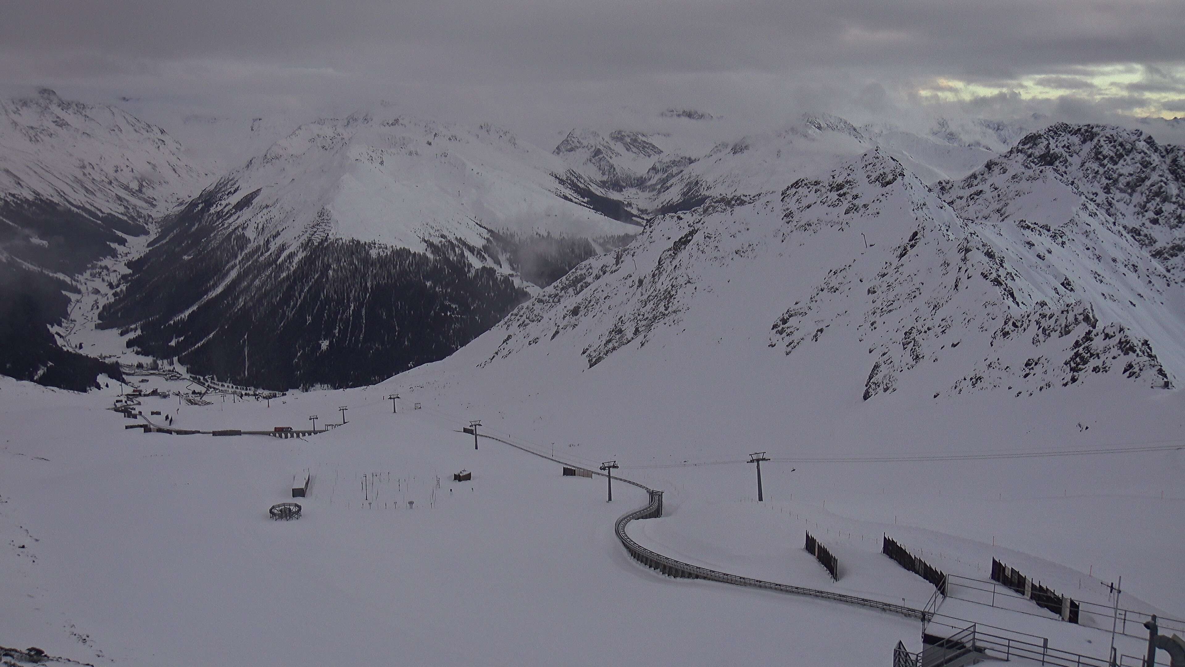 Archived image Webcam Parsenn: Blickrichtung Dorftäli