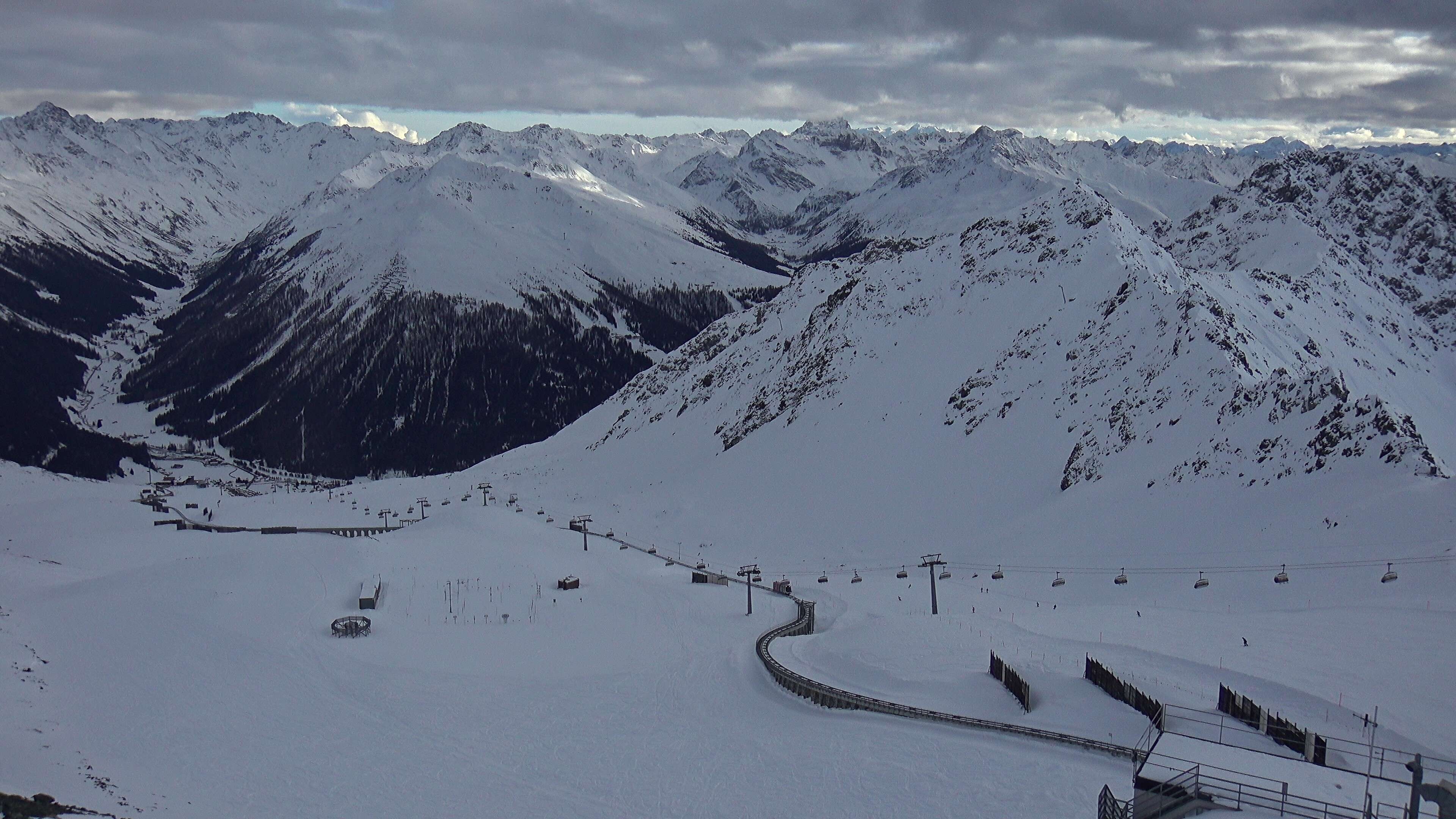 Archived image Webcam Parsenn: Blickrichtung Dorftäli