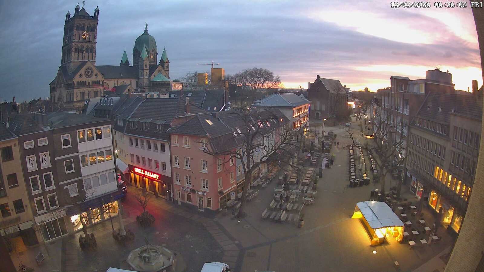 Archiv Foto Webcam Neuss: Blick auf das Quirinus Münster