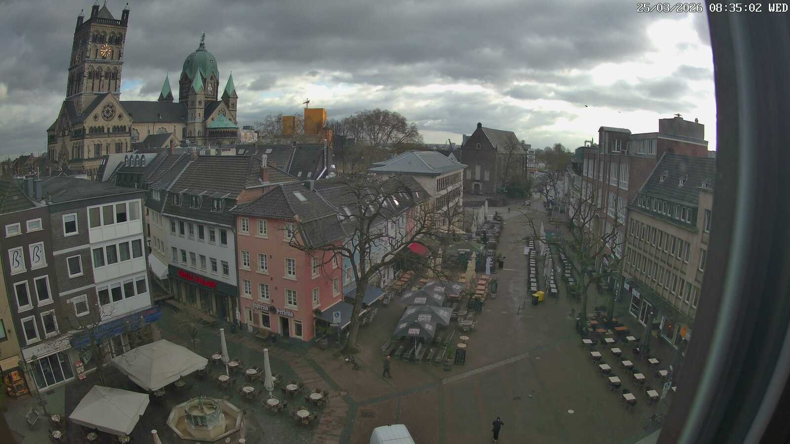 Archiv Foto Webcam Neuss: Blick auf das Quirinus Münster
