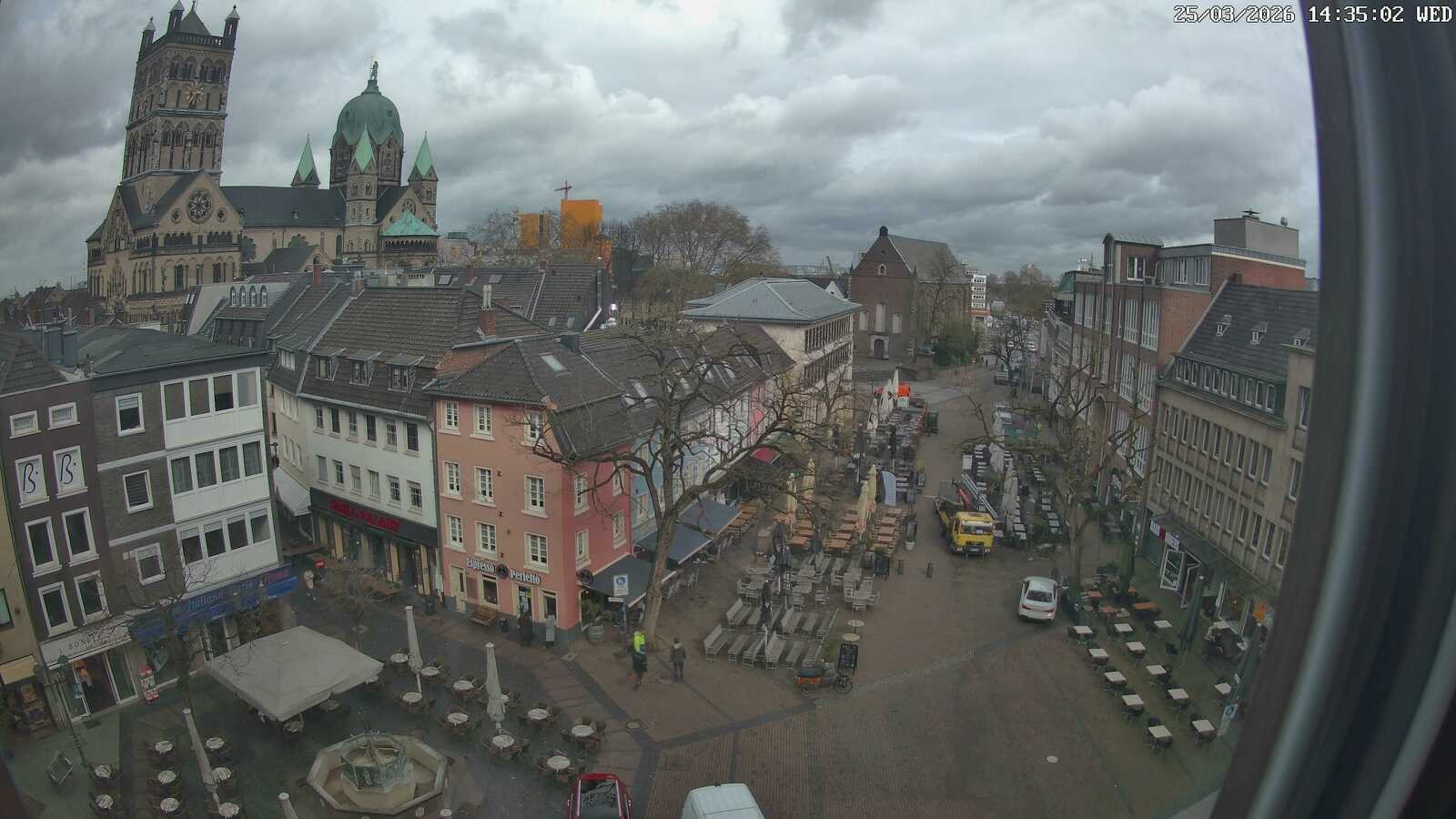 Archiv Foto Webcam Neuss: Blick auf das Quirinus Münster