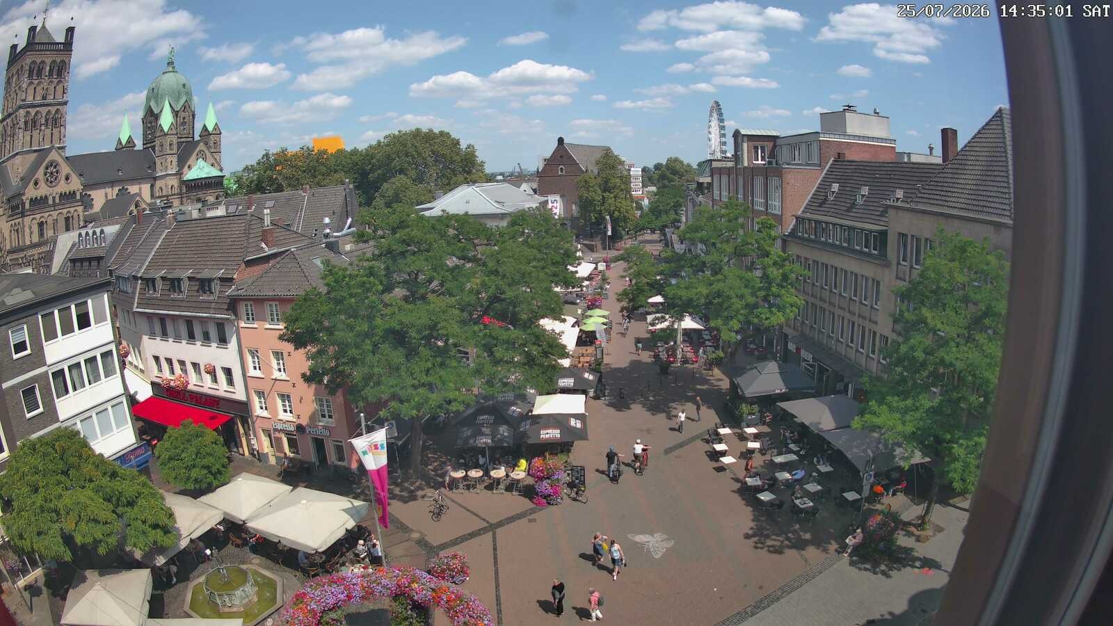 Archiv Foto Webcam Neuss: Blick auf das Quirinus Münster