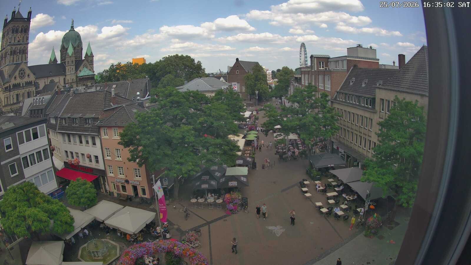 Archiv Foto Webcam Neuss: Blick auf das Quirinus Münster