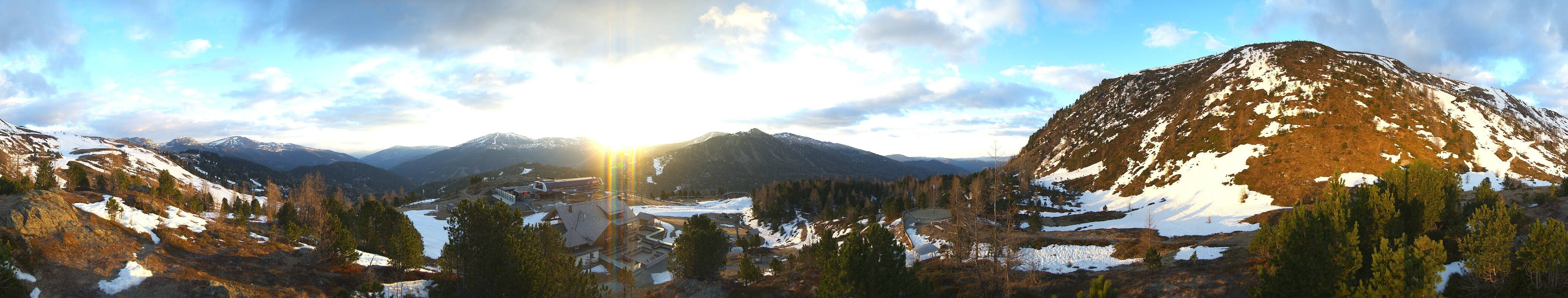 Archiv Foto Webcam AlmZeit-Hütte Turracher See