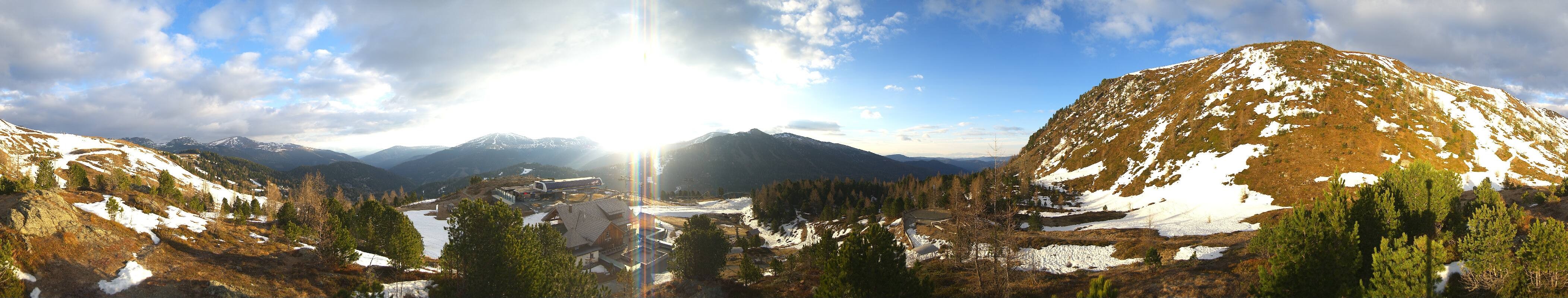 Archiv Foto Webcam AlmZeit-Hütte Turracher See