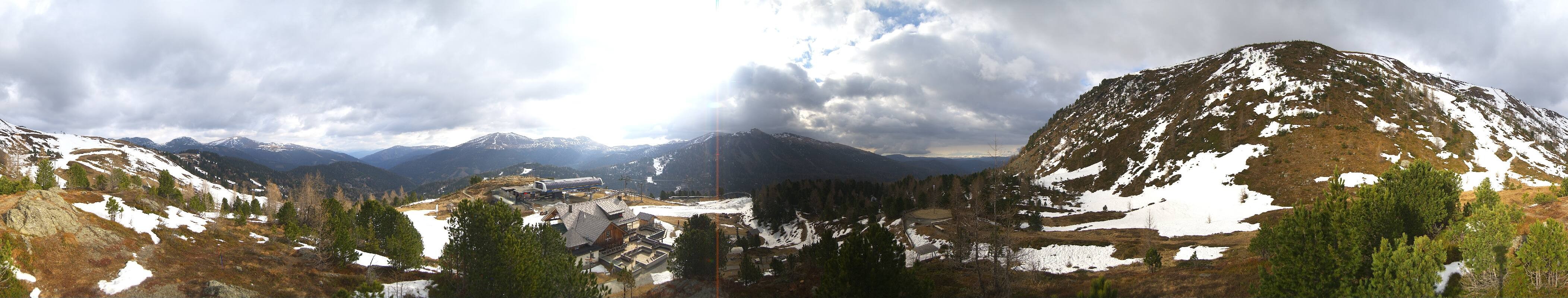 Archiv Foto Webcam AlmZeit-Hütte Turracher See