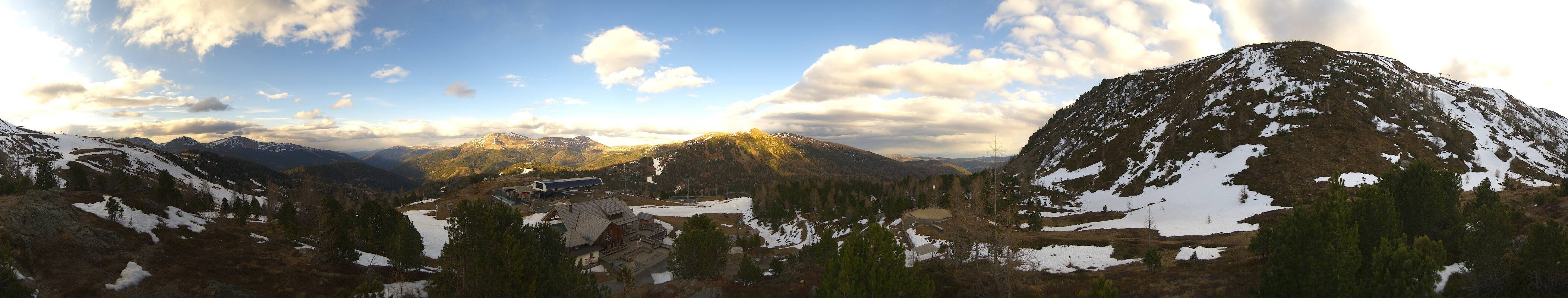Archiv Foto Webcam AlmZeit-Hütte Turracher See