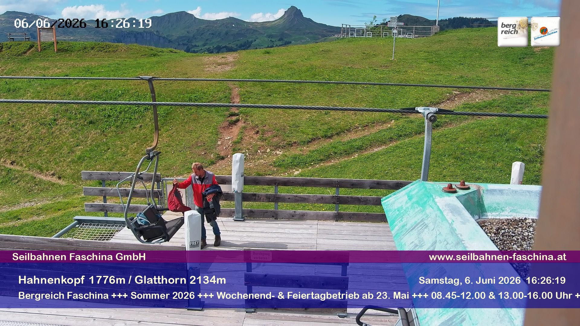 Archiv Foto Webcam Blick auf das Glatthorn, Faschina