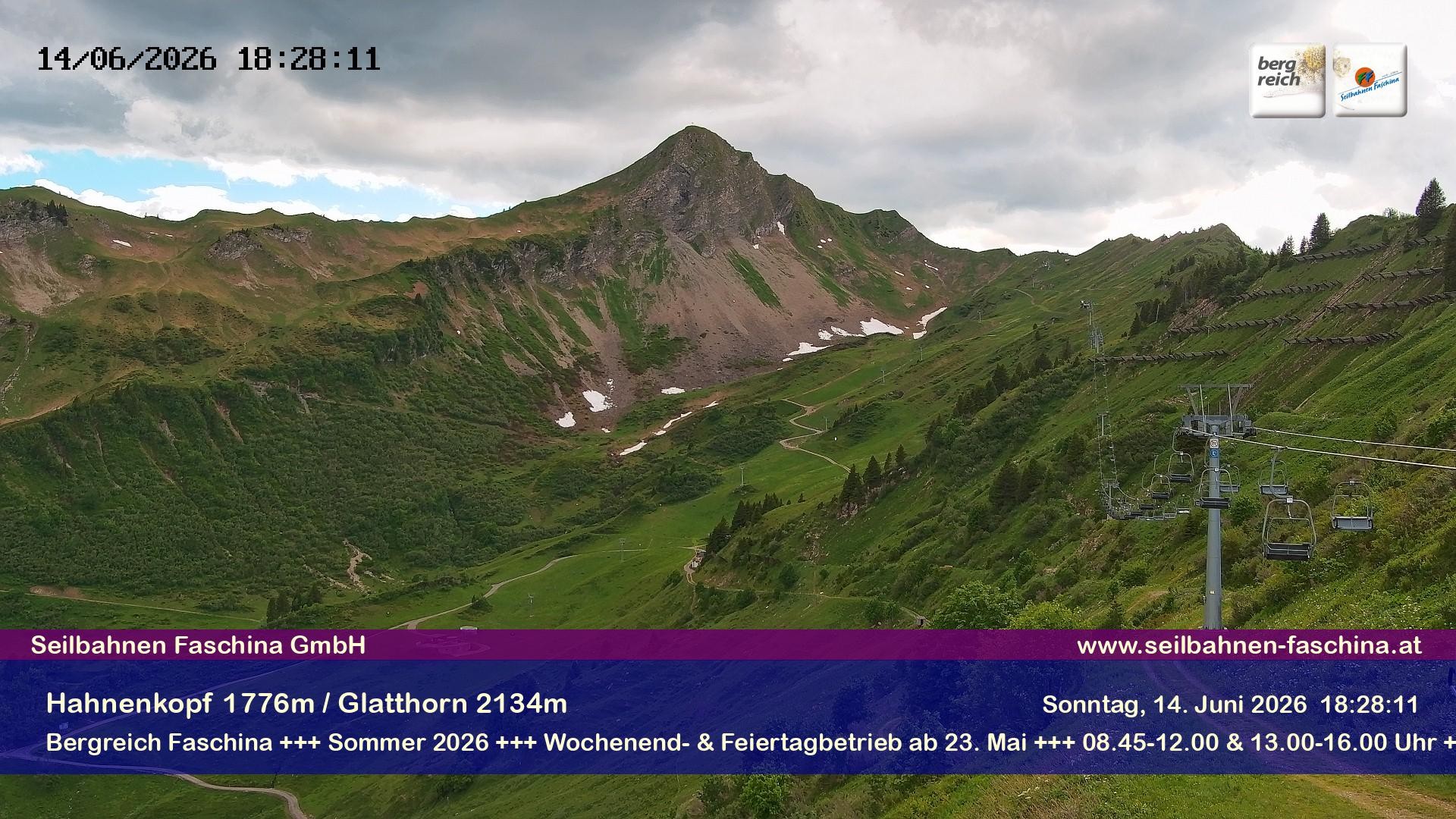 Archiv Foto Webcam Blick auf das Glatthorn, Faschina