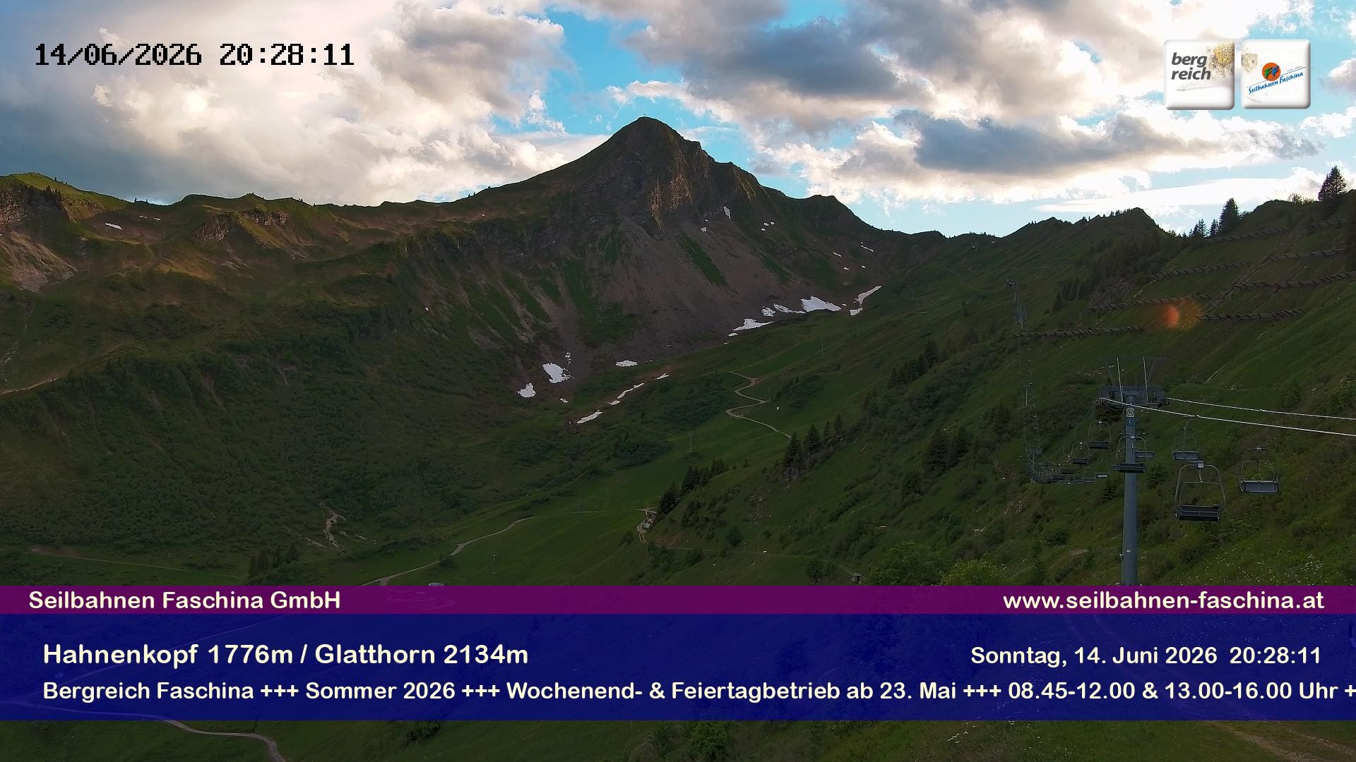 Archiv Foto Webcam Blick auf das Glatthorn, Faschina