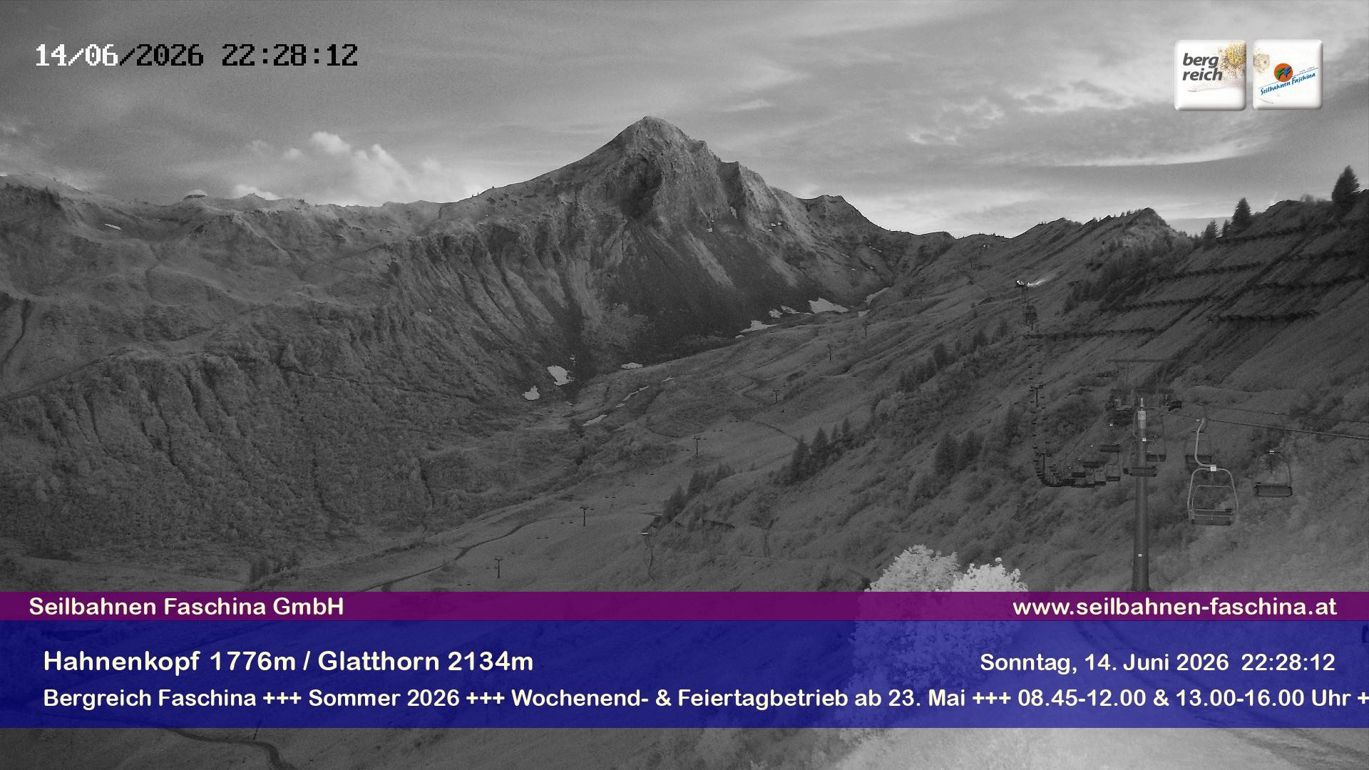 Archiv Foto Webcam Blick auf das Glatthorn, Faschina