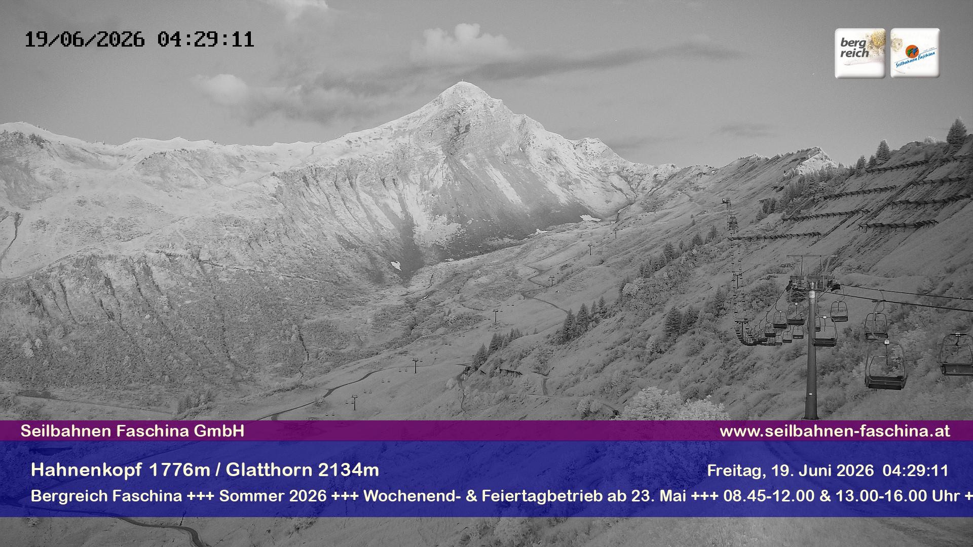 Archiv Foto Webcam Blick auf das Glatthorn, Faschina