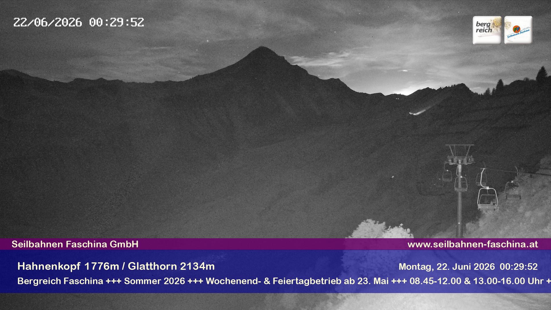 Archiv Foto Webcam Blick auf das Glatthorn, Faschina
