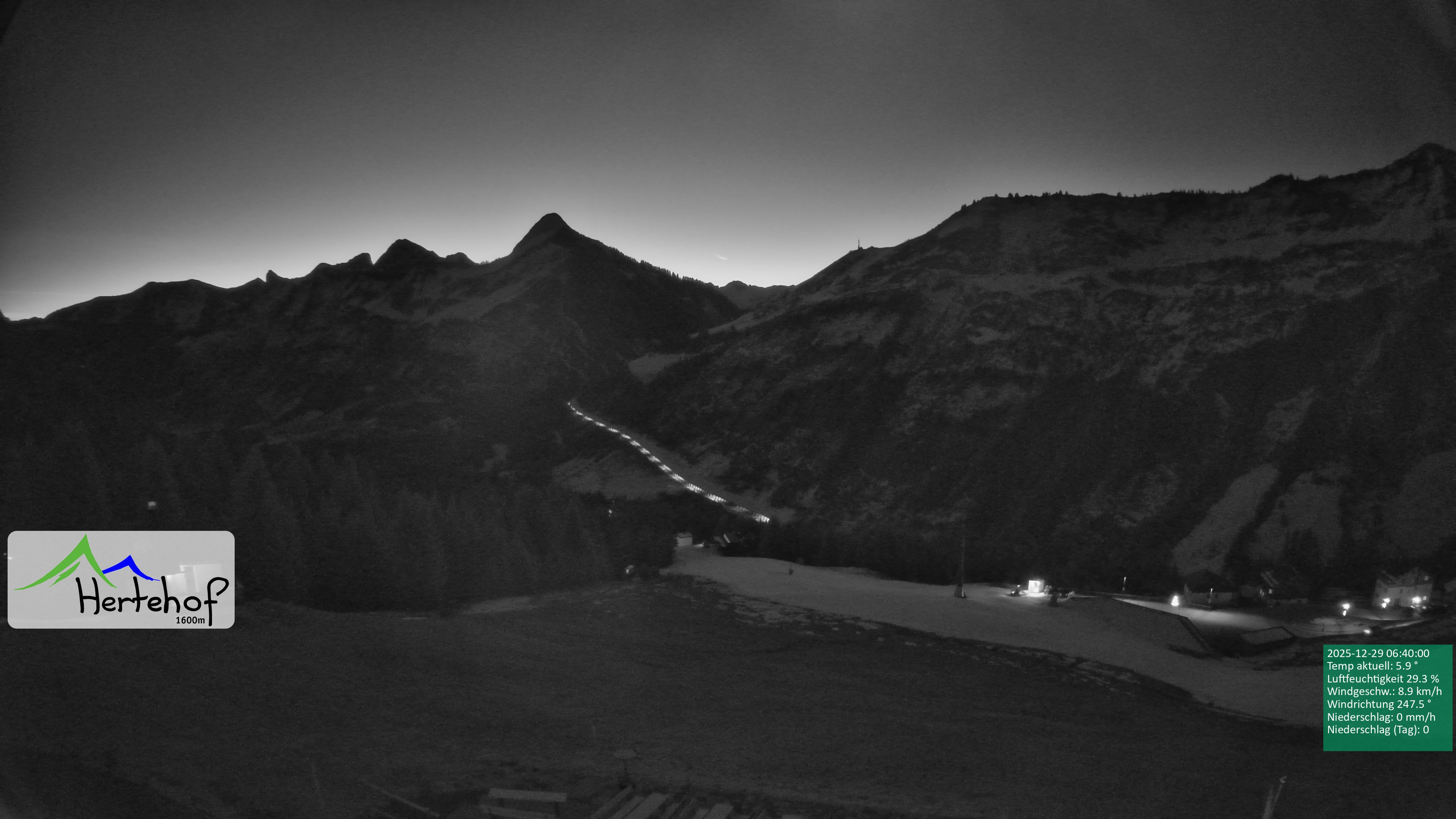 Archiv Foto Webcam Damüls: Blick vom Hertehof