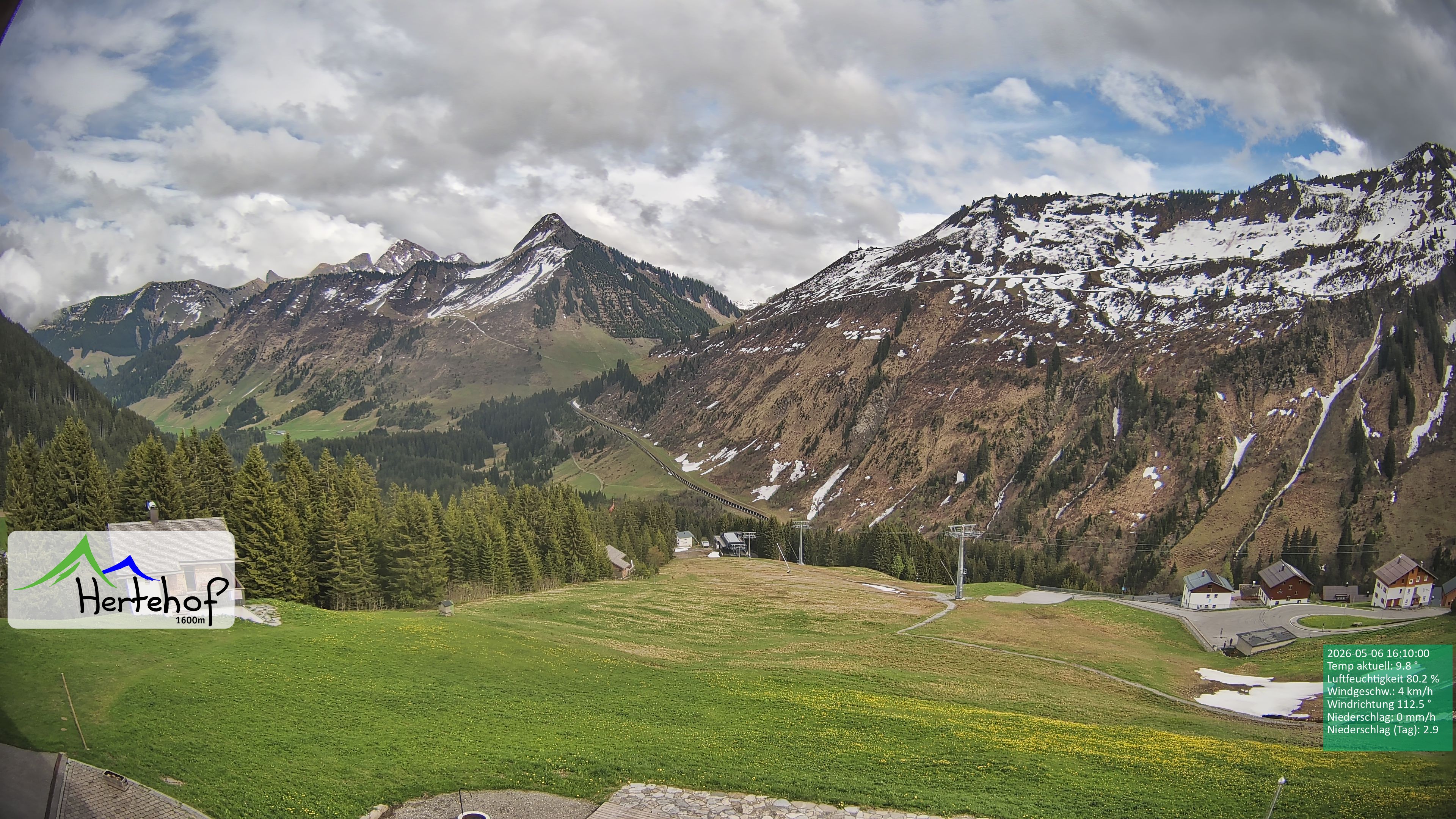 Archiv Foto Webcam Damüls: Blick vom Hertehof