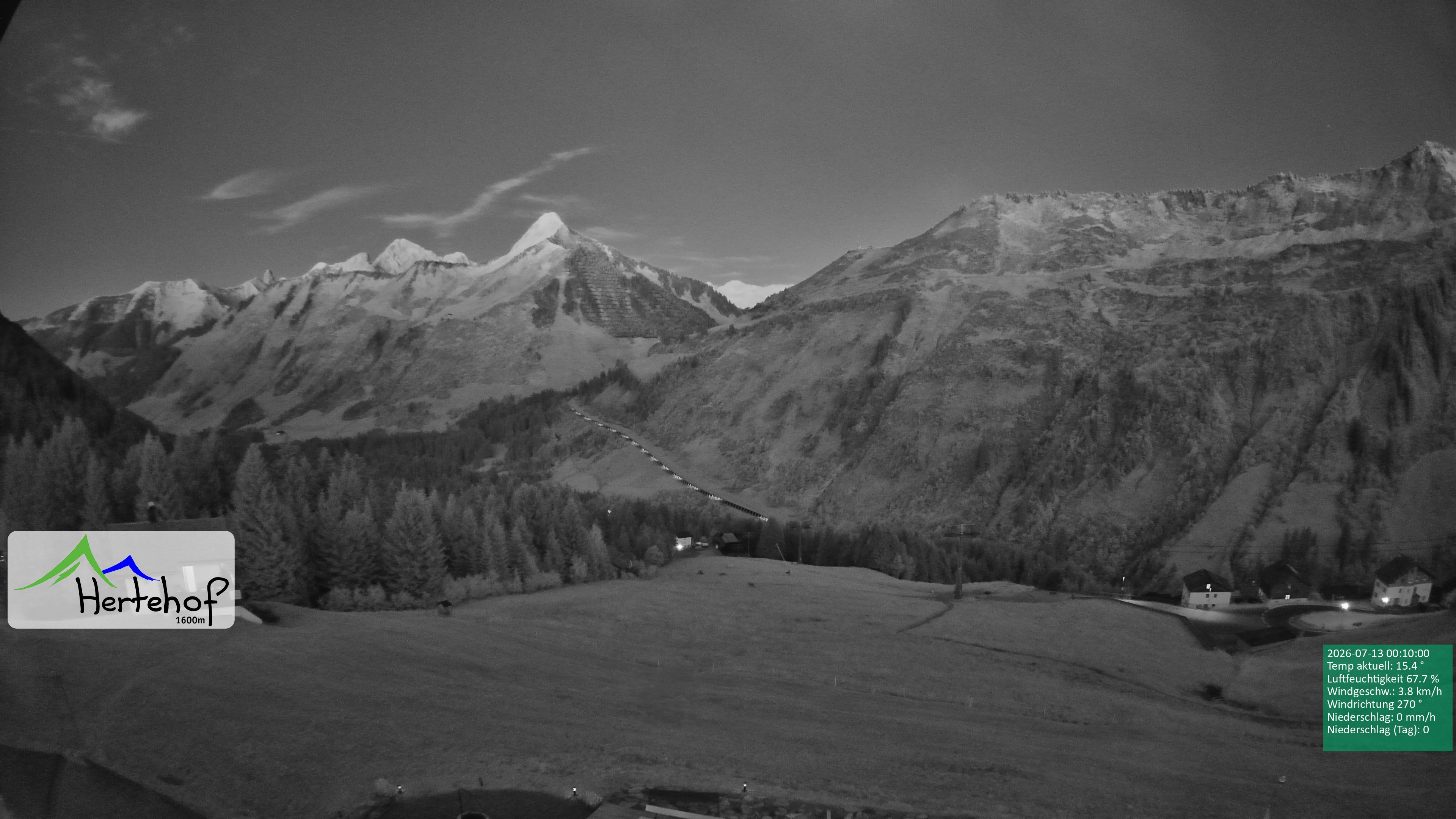 Archiv Foto Webcam Damüls: Blick vom Hertehof