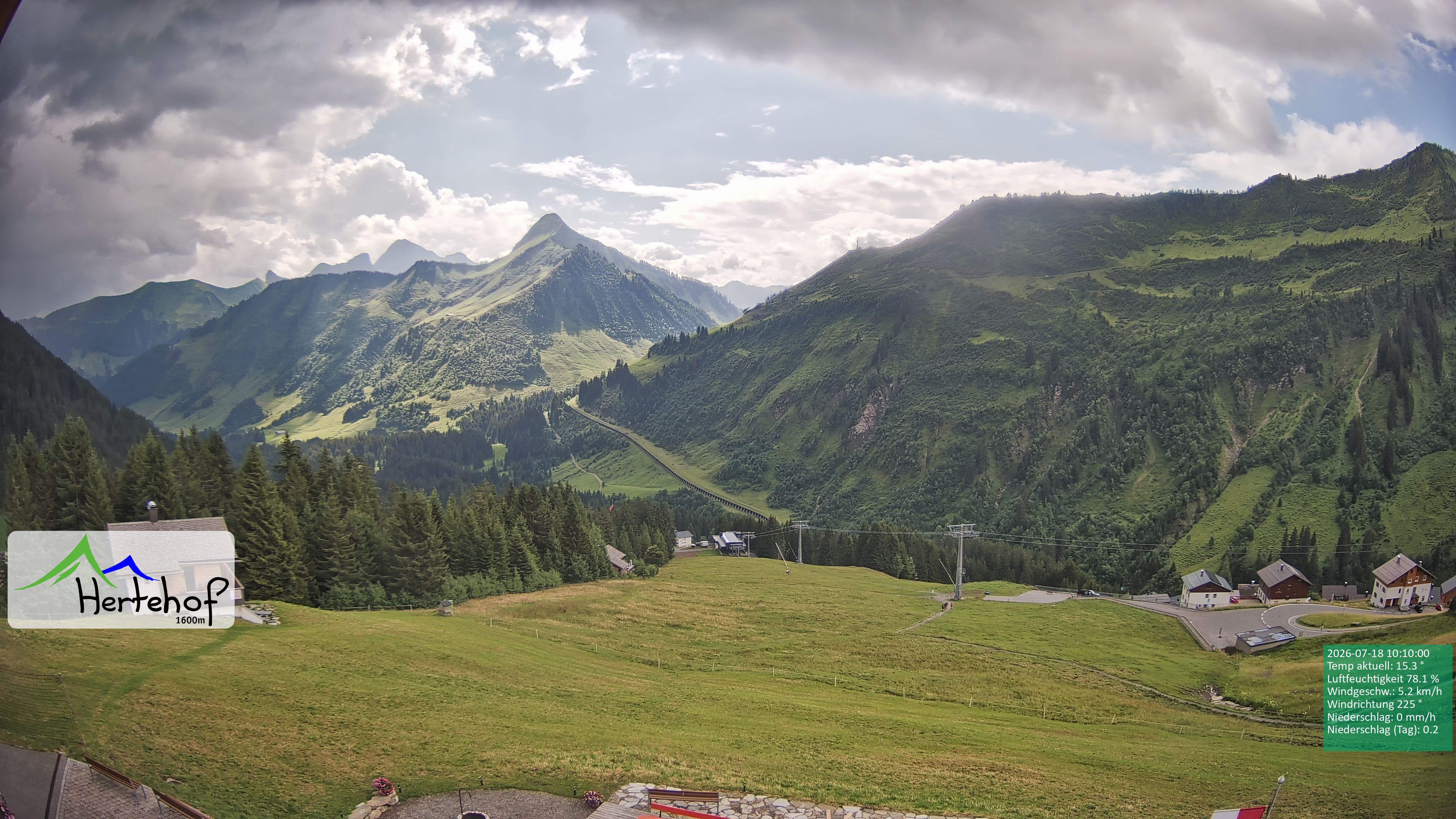 Archiv Foto Webcam Damüls: Blick vom Hertehof
