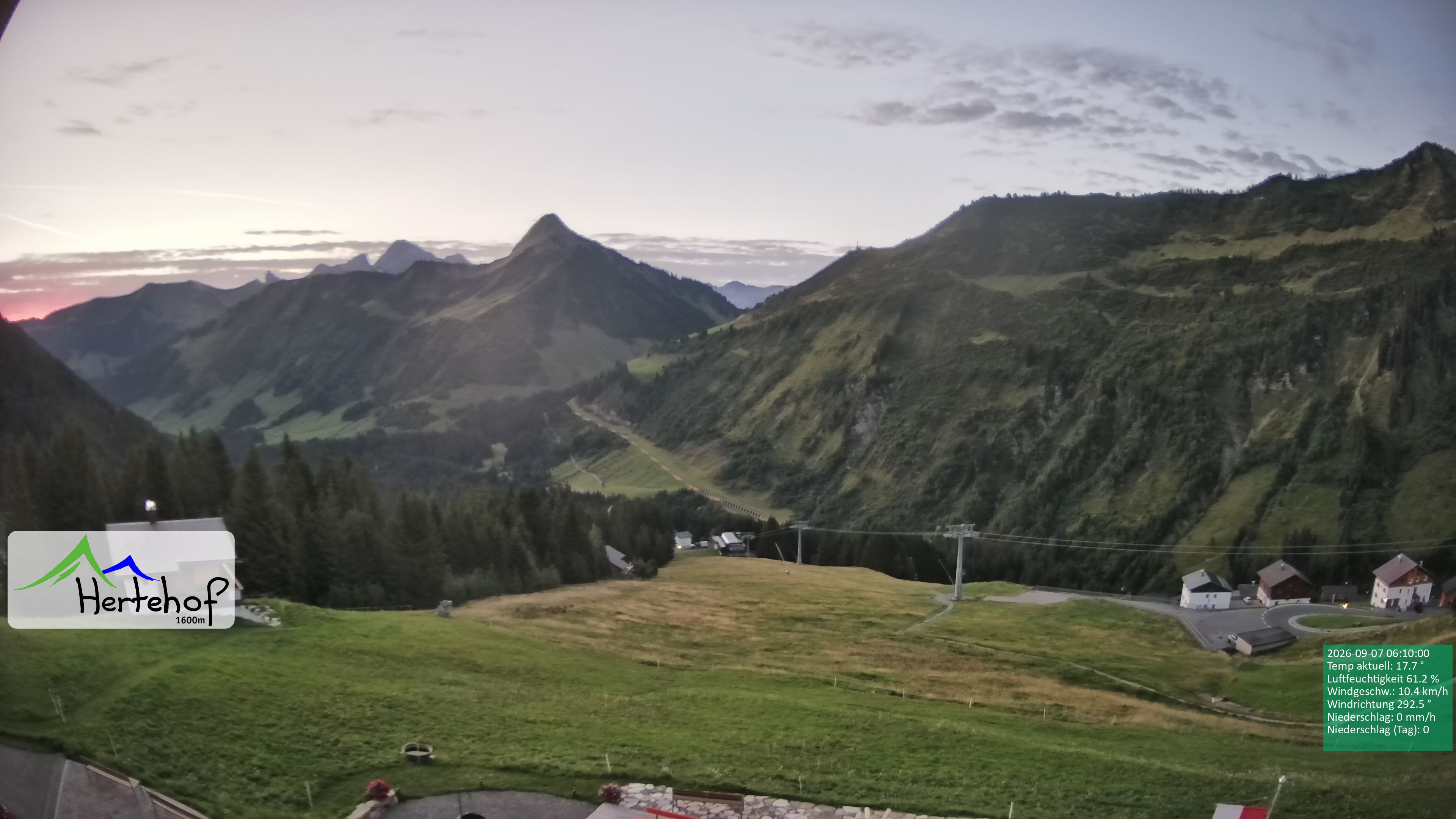 Archiv Foto Webcam Damüls: Blick vom Hertehof