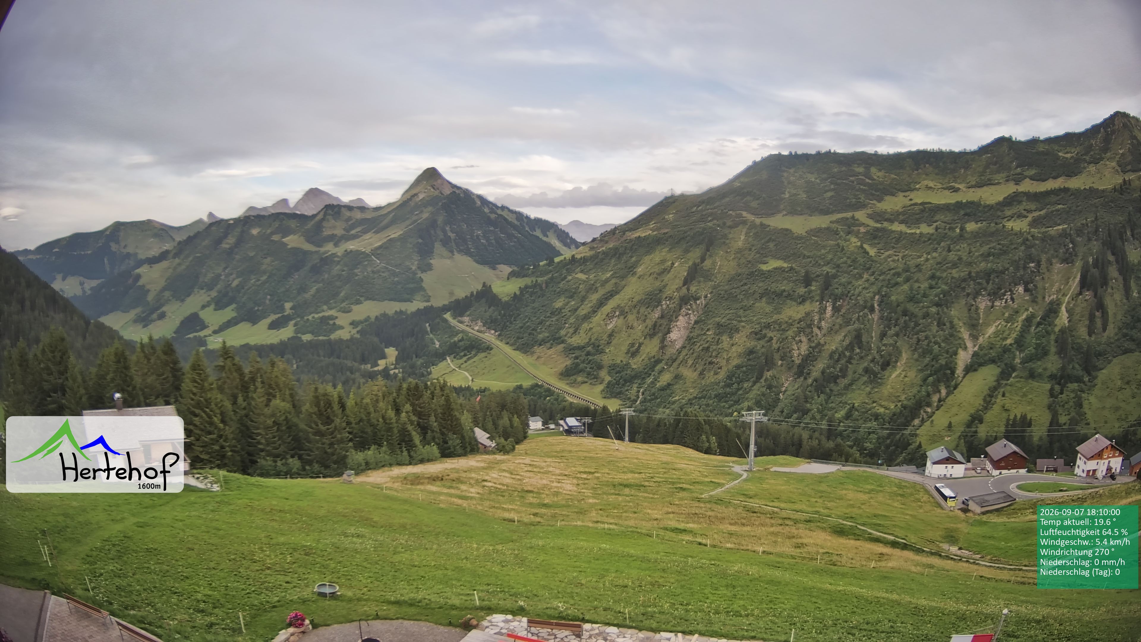 Archiv Foto Webcam Damüls: Blick vom Hertehof