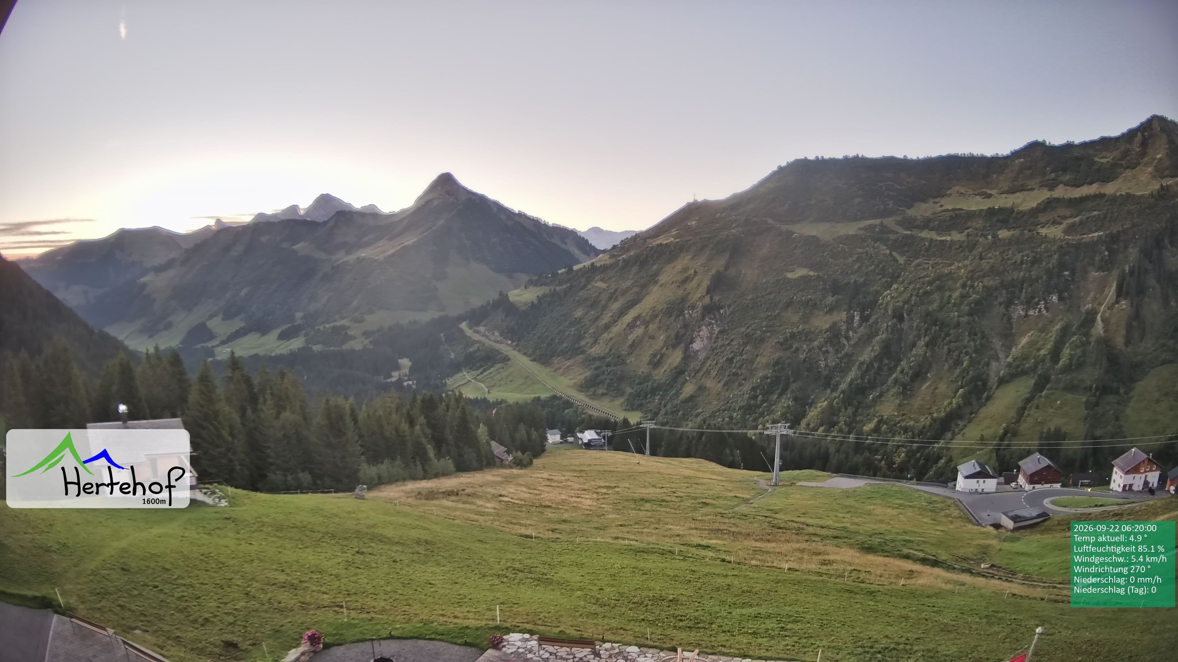 Archiv Foto Webcam Damüls: Blick vom Hertehof