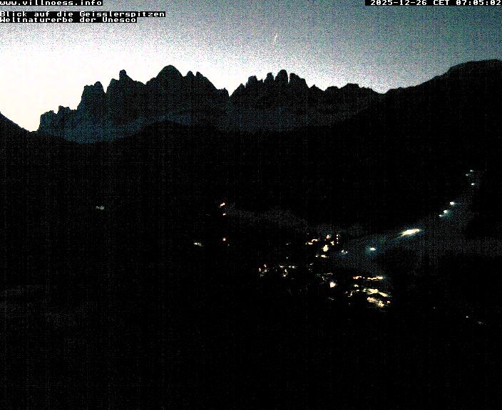 Archiv Foto Webcam Villnöss - Blick auf St. Magdalena und Geisslerspitzen