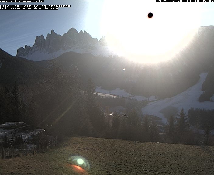 Archiv Foto Webcam Villnöss - Blick auf St. Magdalena und Geisslerspitzen