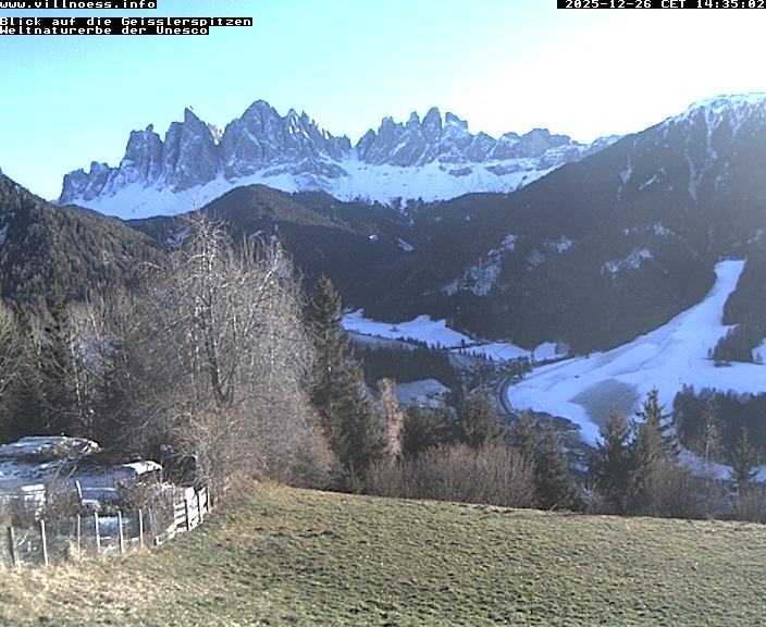 Archiv Foto Webcam Villnöss - Blick auf St. Magdalena und Geisslerspitzen