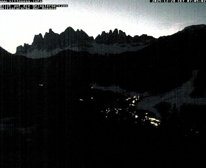 Archiv Foto Webcam Villnöss - Blick auf St. Magdalena und Geisslerspitzen