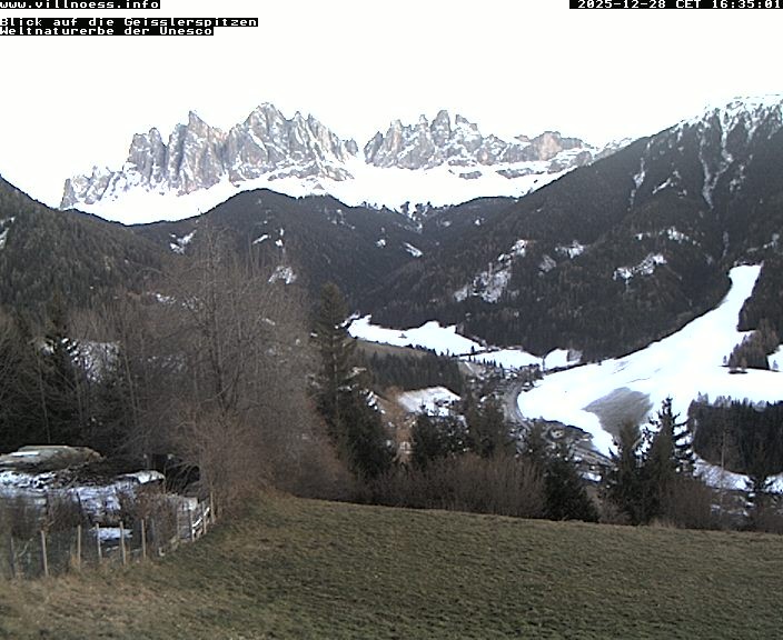 Archiv Foto Webcam Villnöss - Blick auf St. Magdalena und Geisslerspitzen