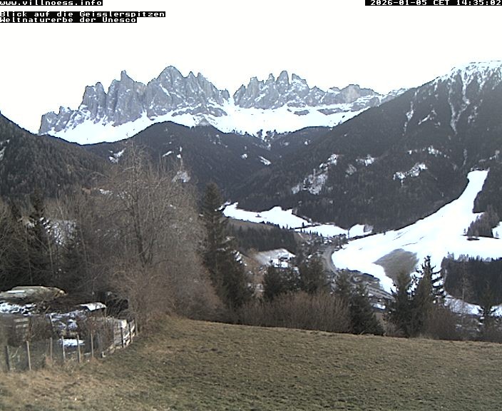 Archiv Foto Webcam Villnöss - Blick auf St. Magdalena und Geisslerspitzen