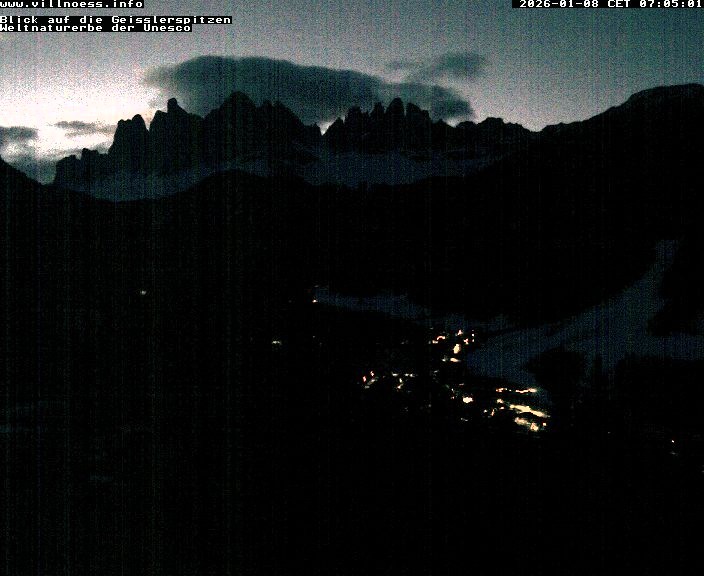 Archiv Foto Webcam Villnöss - Blick auf St. Magdalena und Geisslerspitzen