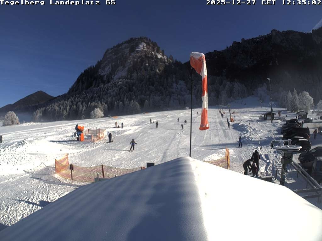 Archiv Foto Webcam Schwangau: Landeplatz am Tegelberg