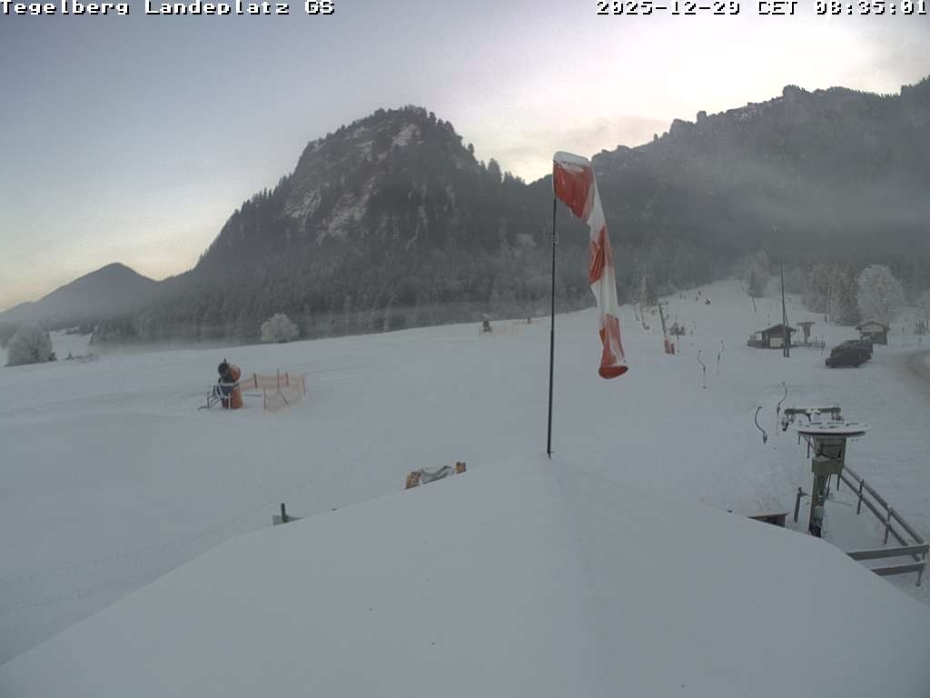 Archiv Foto Webcam Schwangau: Landeplatz am Tegelberg