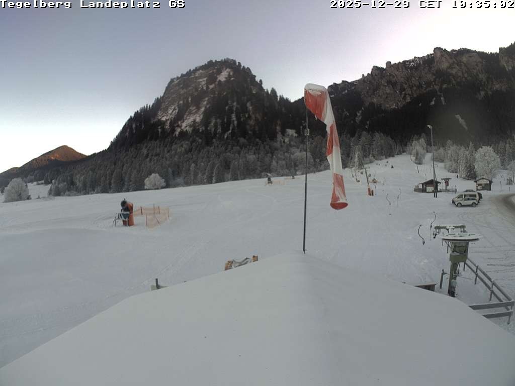 Archiv Foto Webcam Schwangau: Landeplatz am Tegelberg