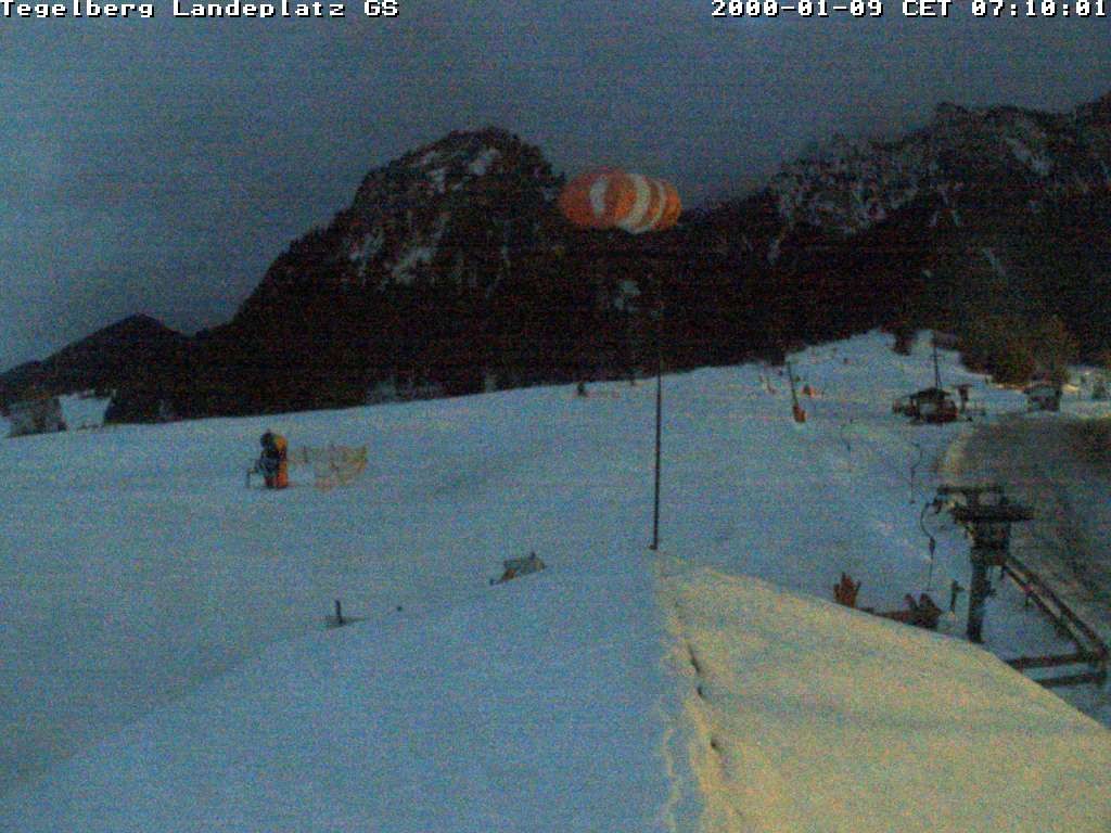 Archiv Foto Webcam Schwangau: Landeplatz am Tegelberg