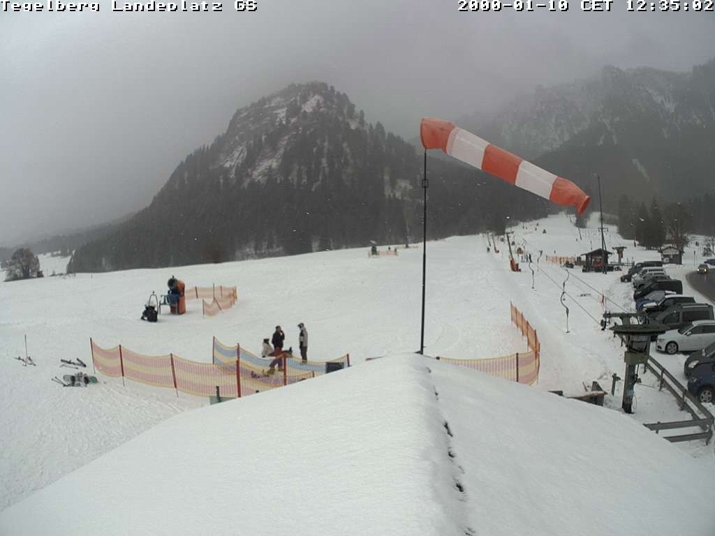 Archiv Foto Webcam Schwangau: Landeplatz am Tegelberg