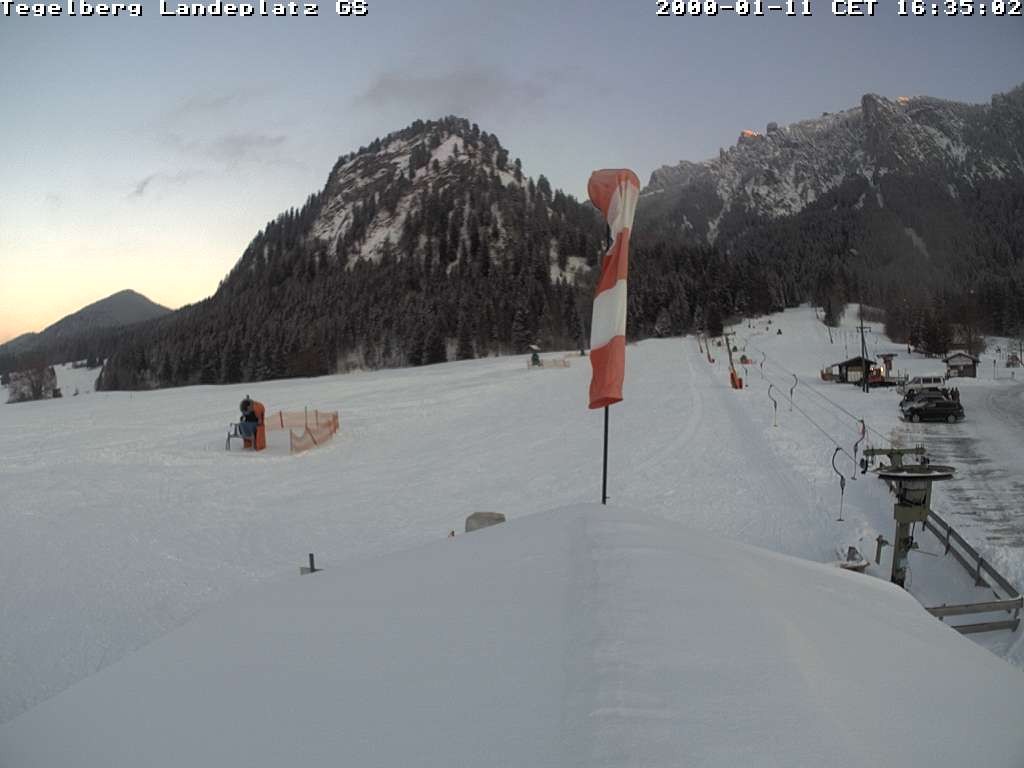 Archiv Foto Webcam Schwangau: Landeplatz am Tegelberg
