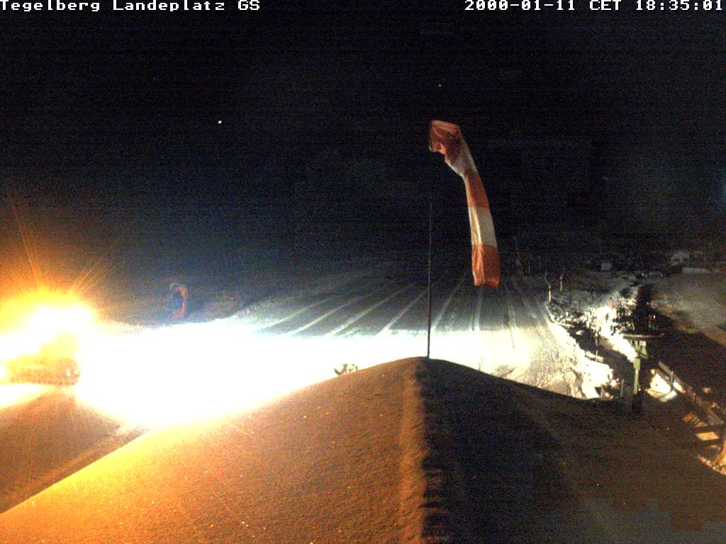 Archiv Foto Webcam Schwangau: Landeplatz am Tegelberg