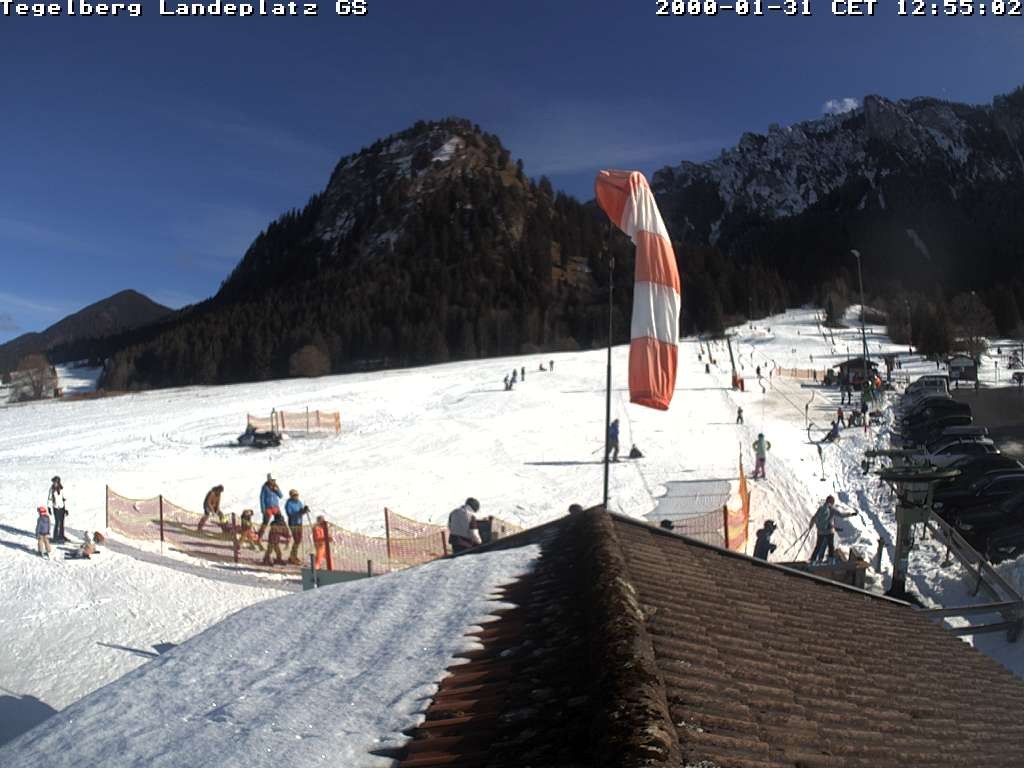 Archiv Foto Webcam Schwangau: Landeplatz am Tegelberg