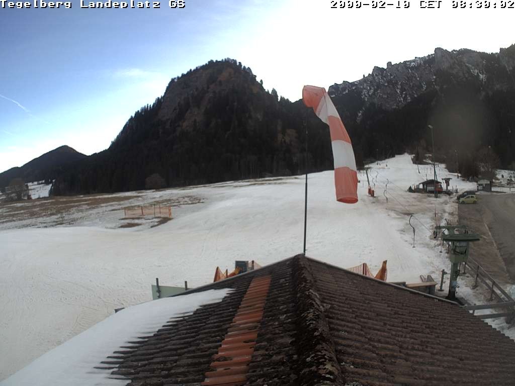 Archiv Foto Webcam Schwangau: Landeplatz am Tegelberg