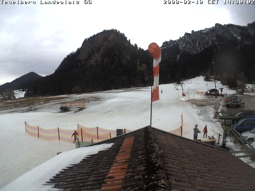 Archiv Foto Webcam Schwangau: Landeplatz am Tegelberg
